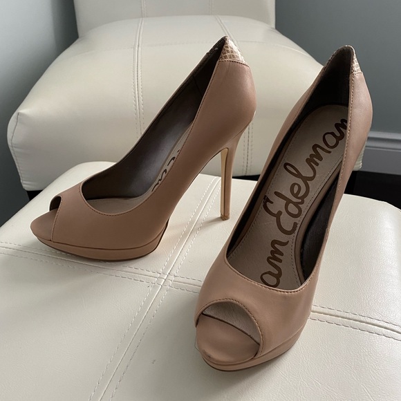 Sam Edelman Nude Heels - Picture 3 of 3